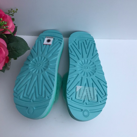 UGG Laton Fur Slide - Picture 5 of 8